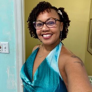 Meet your Posher, Michele